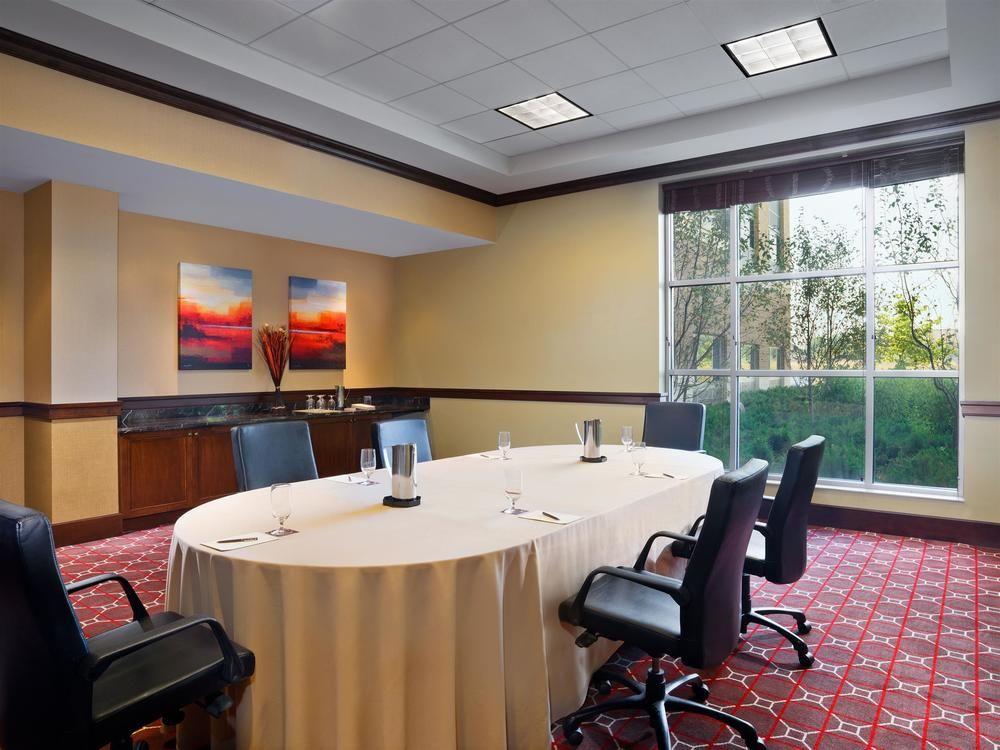 Sheraton St Paul Woodbury Hotel Buitenkant foto