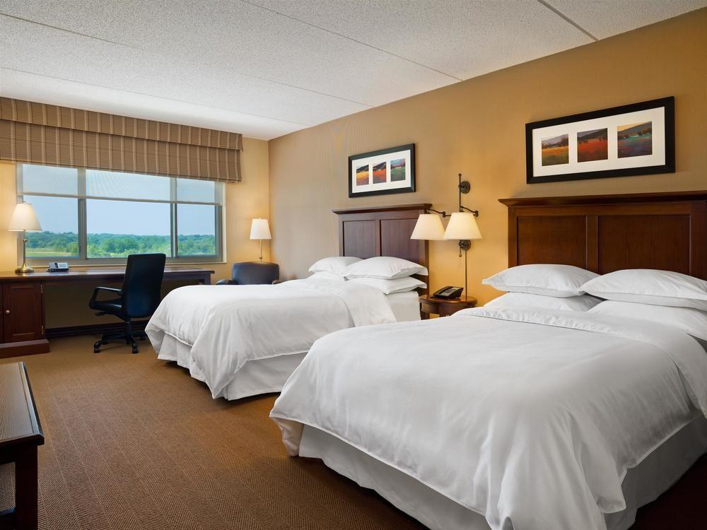 Sheraton St Paul Woodbury Hotel Buitenkant foto