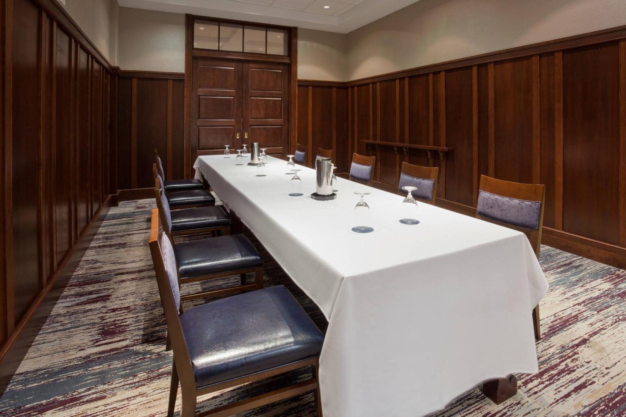 Sheraton St Paul Woodbury Hotel Buitenkant foto