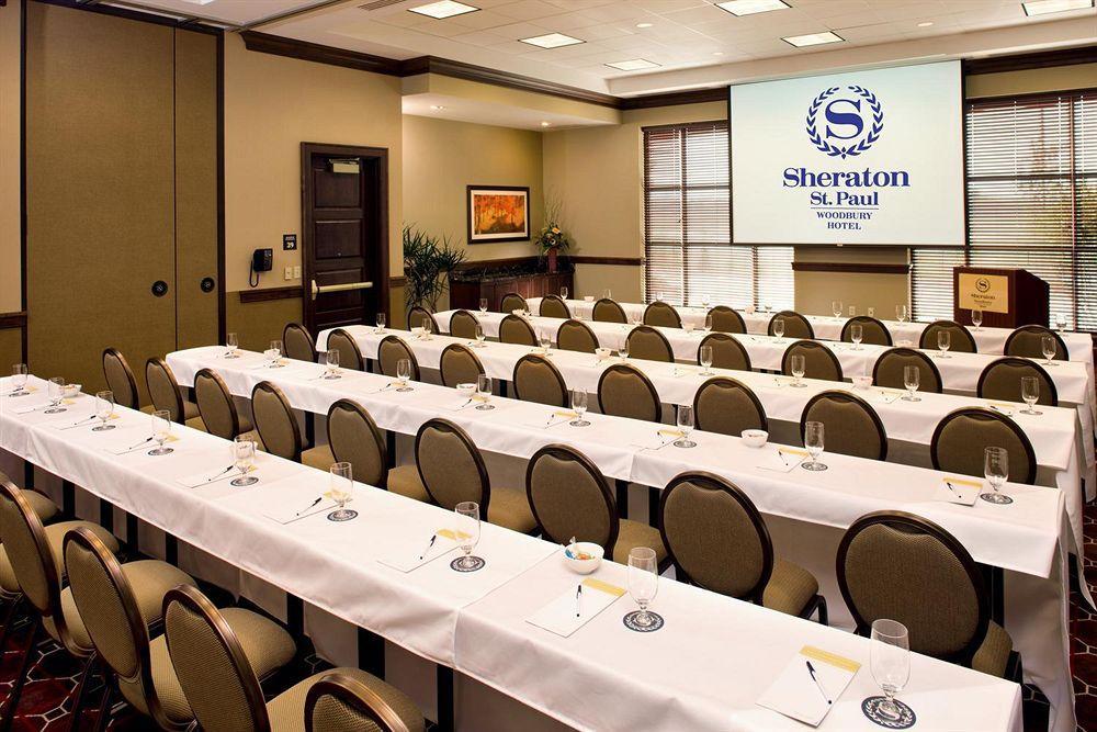Sheraton St Paul Woodbury Hotel Buitenkant foto