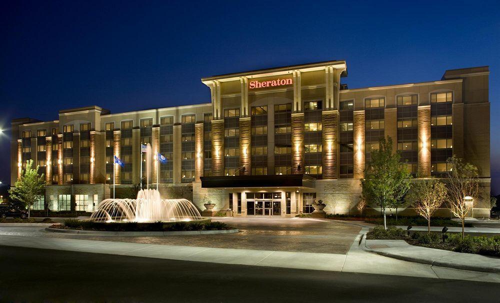 Sheraton St Paul Woodbury Hotel Buitenkant foto